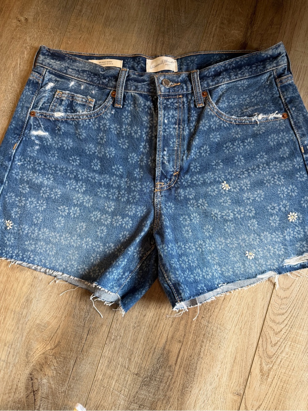 90’s baggy shorts Denim Floral Print High-Waist Women's size 6